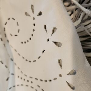 Zara White Shoulder Bag with Cutout Design